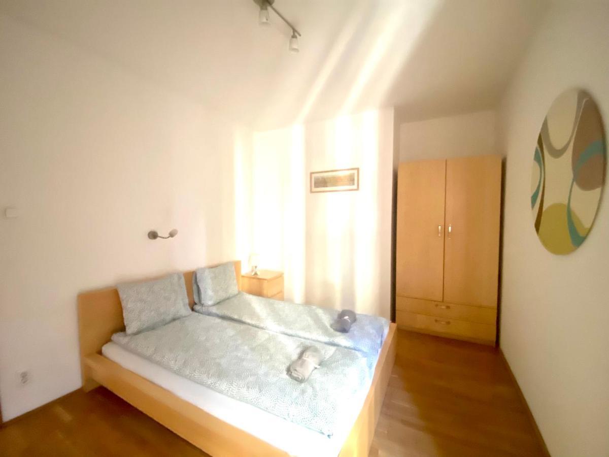 K13/3 Apartment Будапеща Екстериор снимка