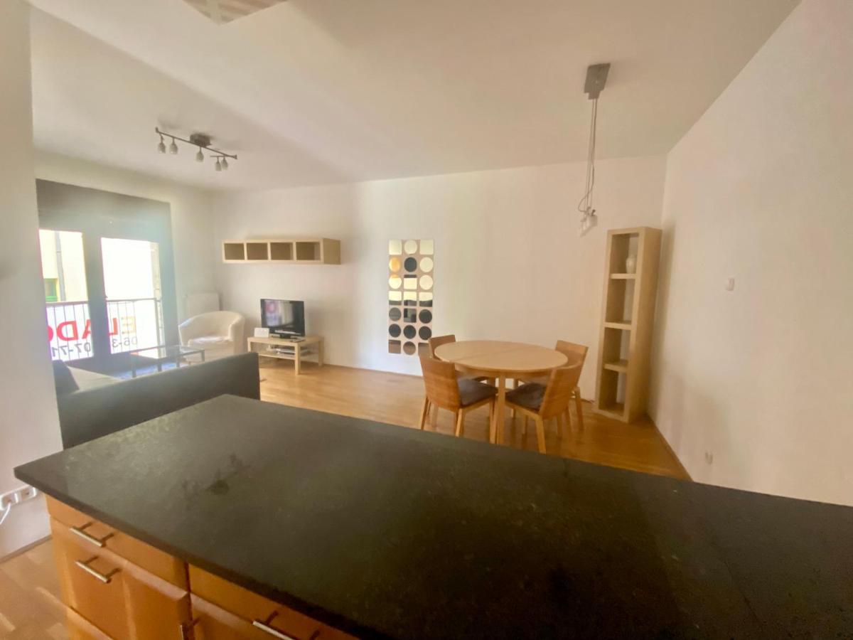 K13/3 Apartment Будапеща Екстериор снимка